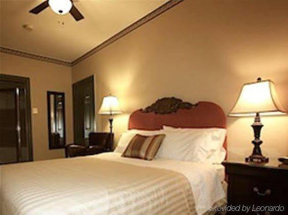 Balmoral House Bed & Breakfast Сент Джонс Екстериор снимка